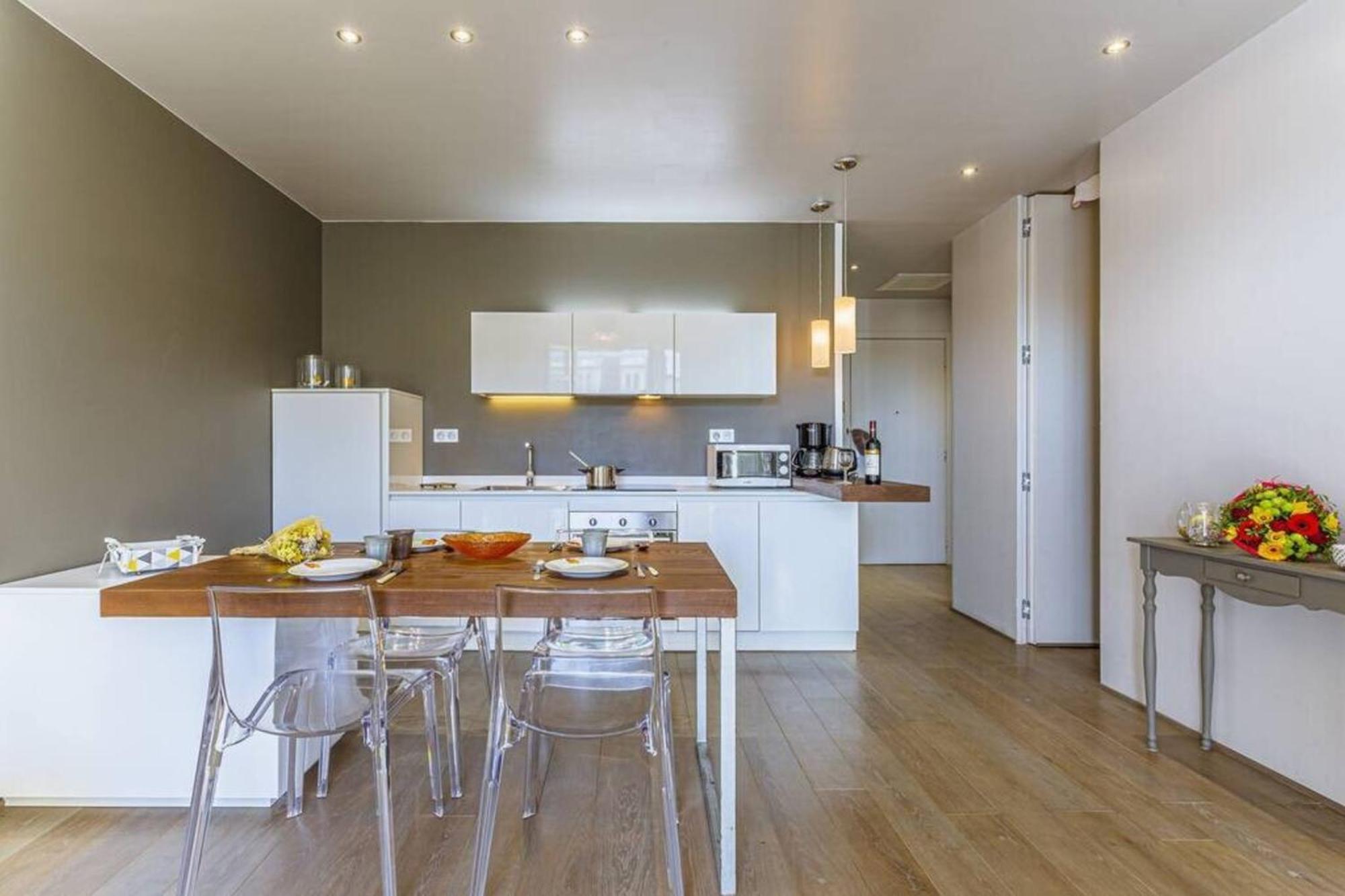 Apartment Fleurs 22 - Center - Modern W Terrace *
